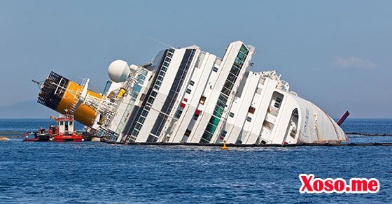 Mơ thấy tàu chìm là nhà cửa sa sút