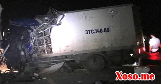 Chiếc xe tải nát bươm