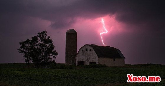 Mơ thấy sấm sét rơi vào nhà là có hỉ