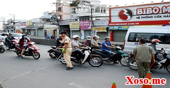 Cơ quan chức năng tại hiện trường