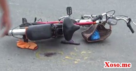 Chiếc xe đạp điện của nạn nhân tại hiện trường