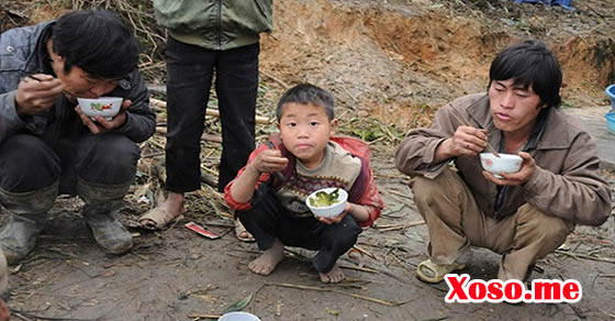 Mơ thấy người quen nghèo khó là có người muốn vay tiền