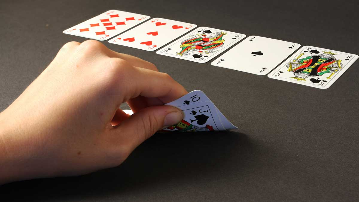 Các nhóm bài tẩy phổ biến trong Poker